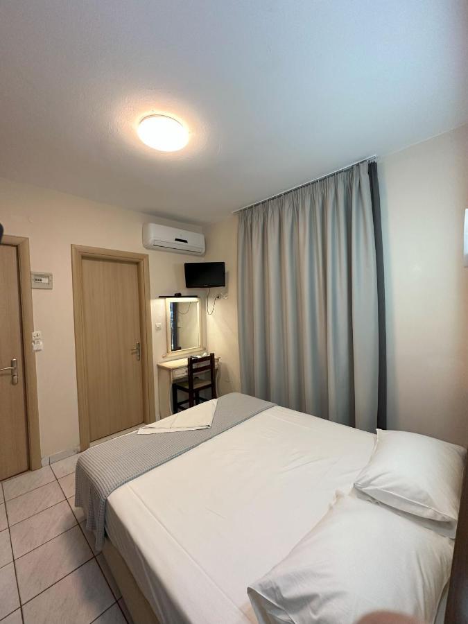 Hotel Afrodite Neoi Poroi Dış mekan fotoğraf